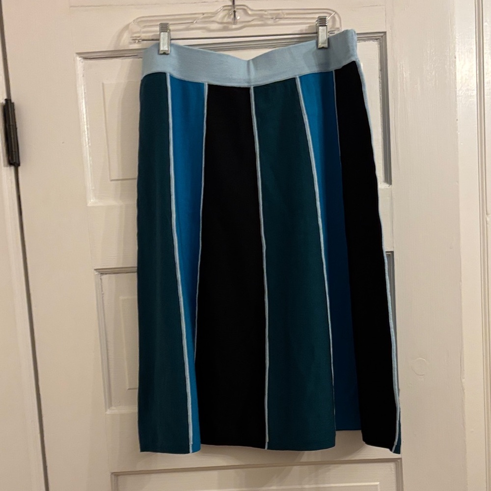 Chloe knit skirt in bold colors from designer Lesley Evers